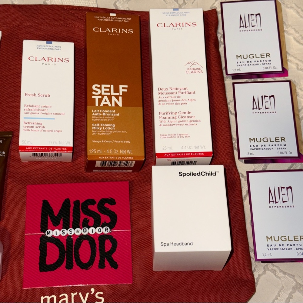 Beauty and Skincare Full Size and Gift lot - Picture 4 of 15
